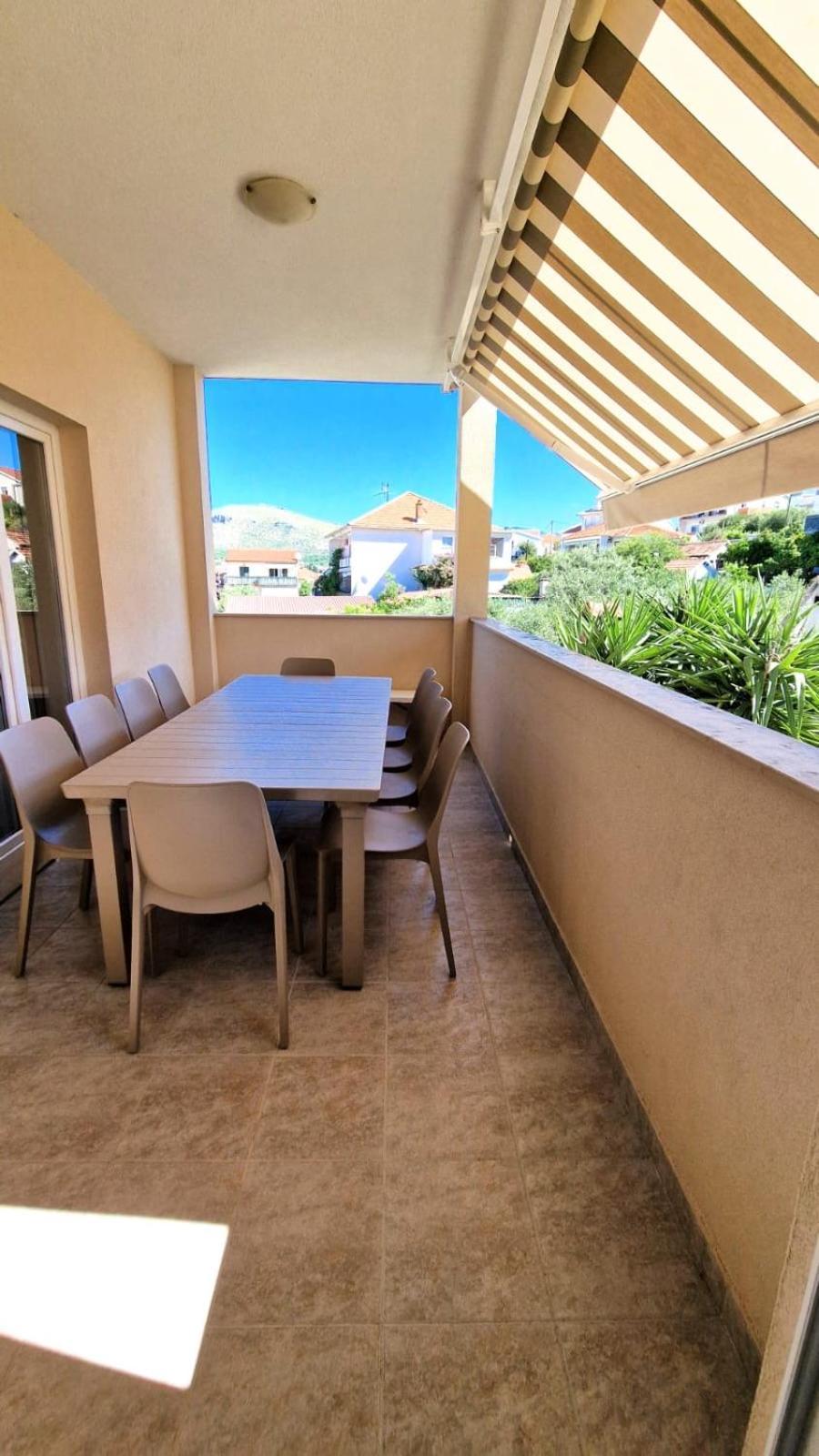 Apartament Gazo *